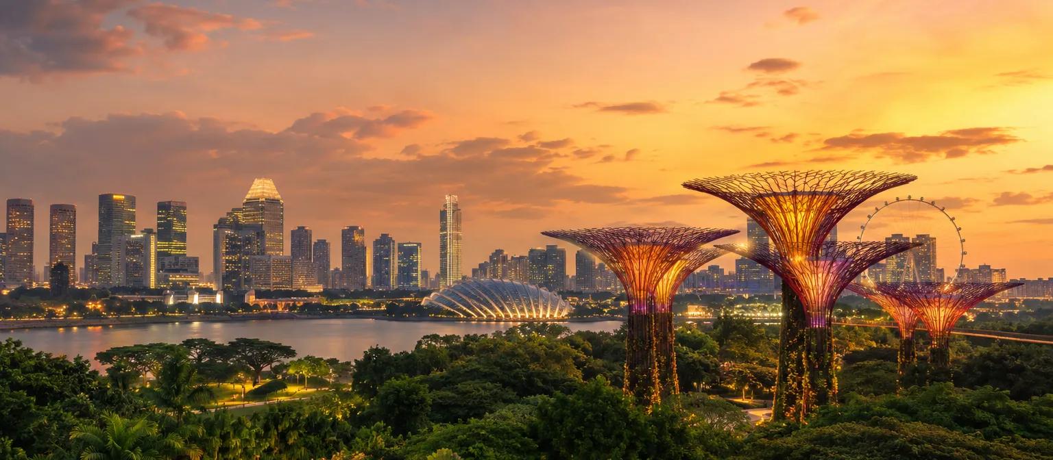 Singapore Marina Bay garden city skyline at dusk